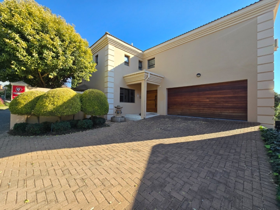 3 Bedroom Property for Sale in Kiepersol Free State